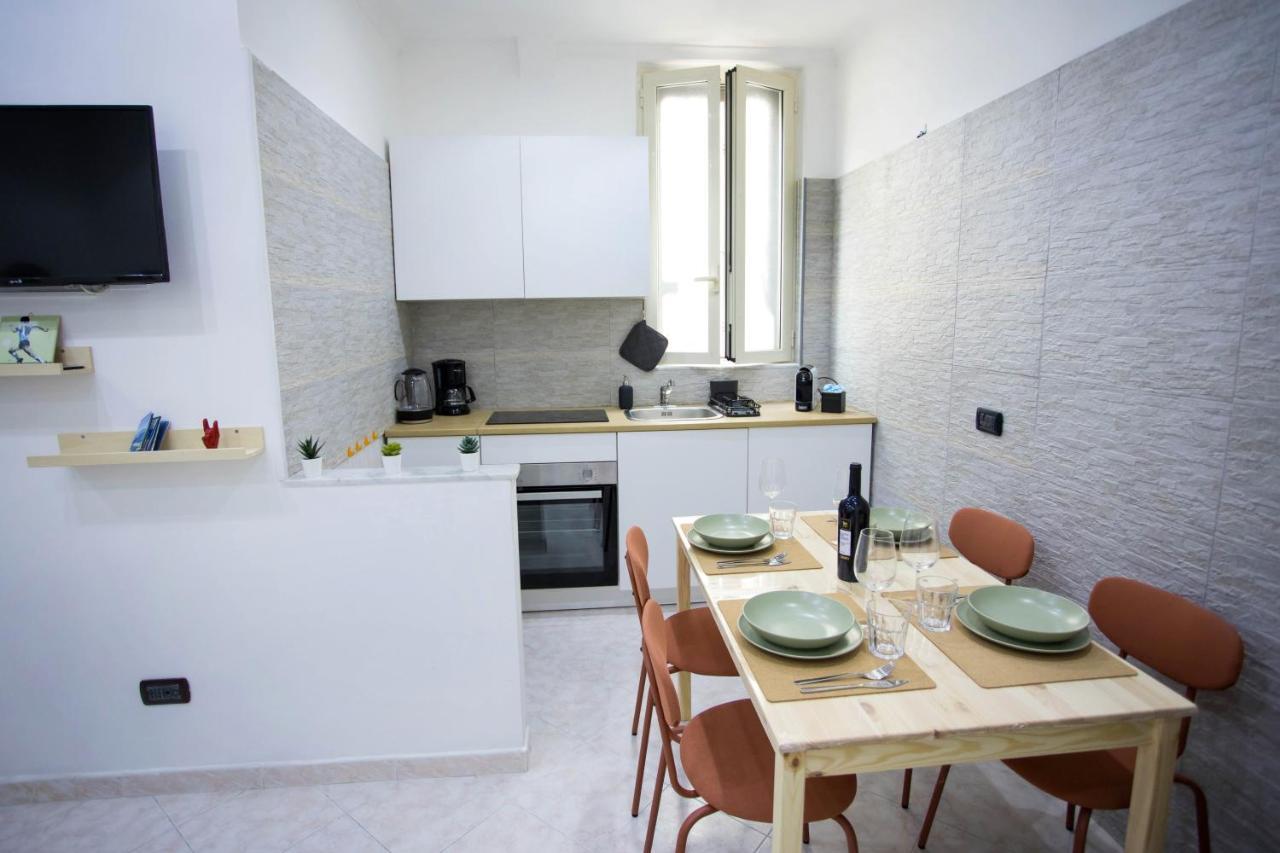 Casa Pelusa: Apartment Near Maradona Murales Napels Buitenkant foto